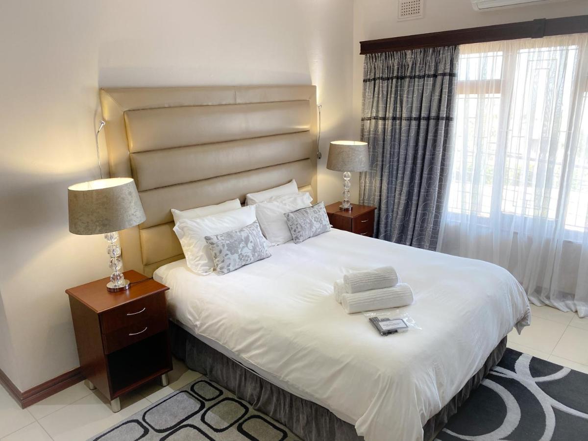 The Meritus Guest House Westville Bagian luar foto