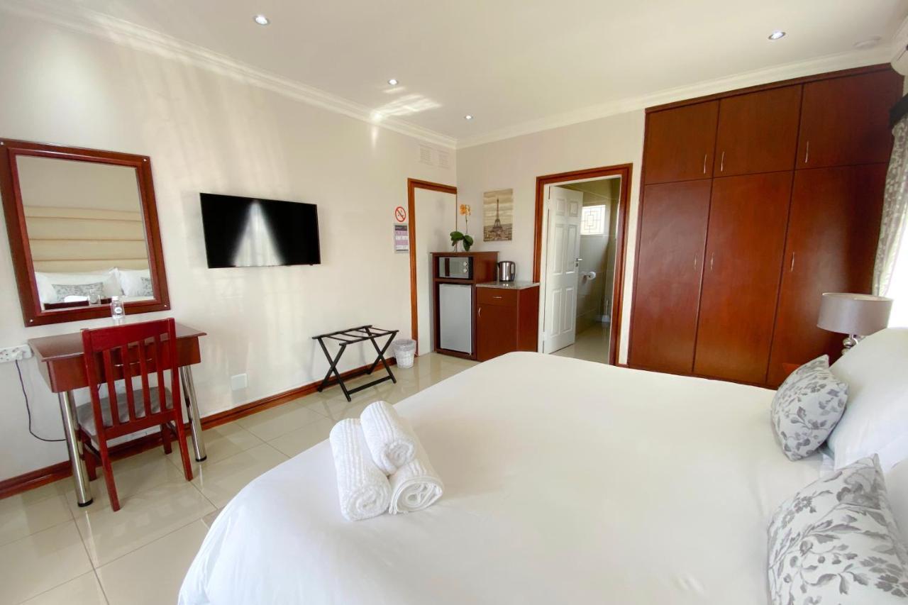 The Meritus Guest House Westville Bagian luar foto