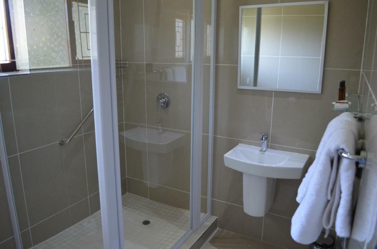 The Meritus Guest House Westville Bagian luar foto